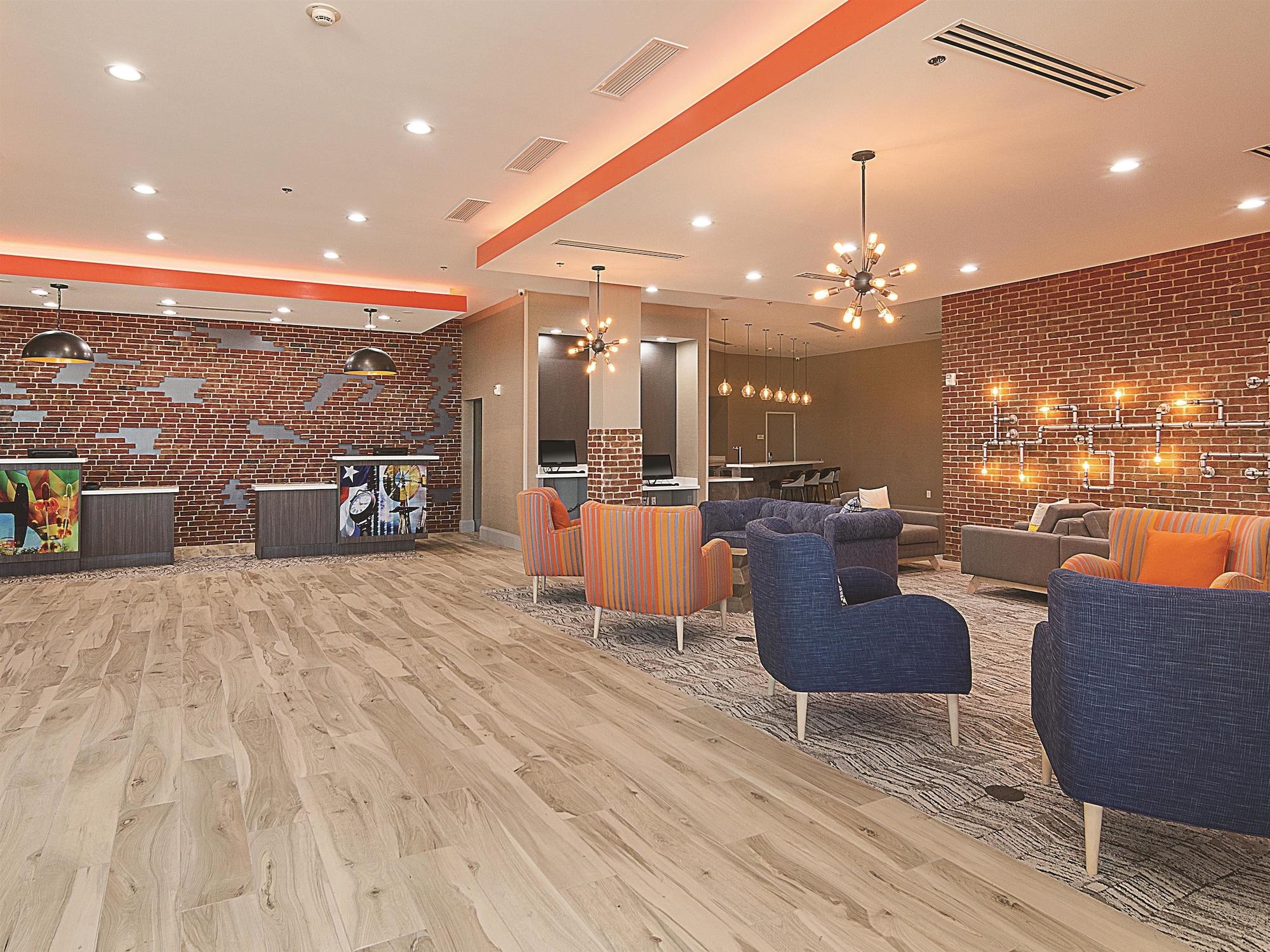 Four Points By Sheraton Hotel Plano