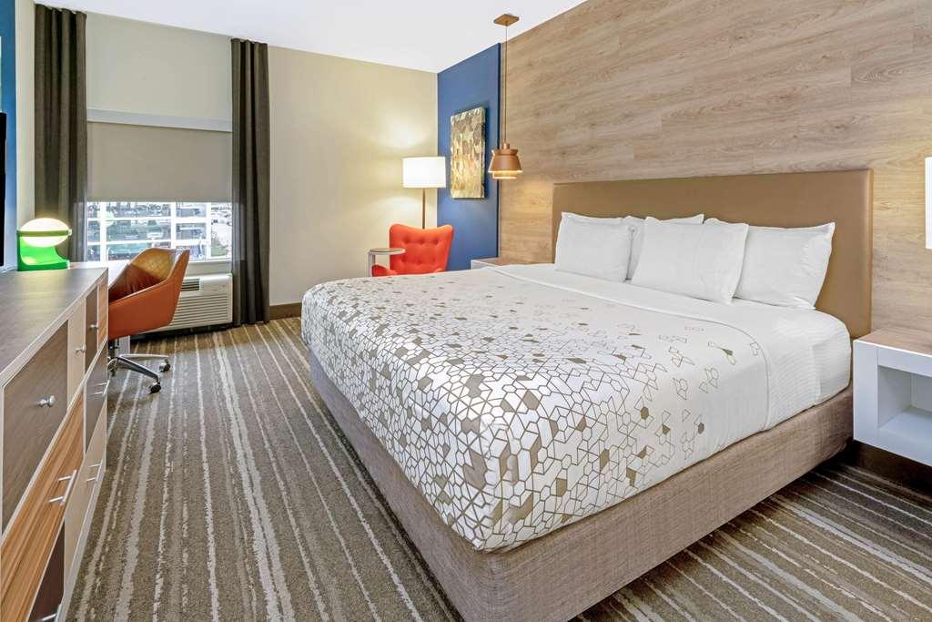 Four Points By Sheraton Hotel