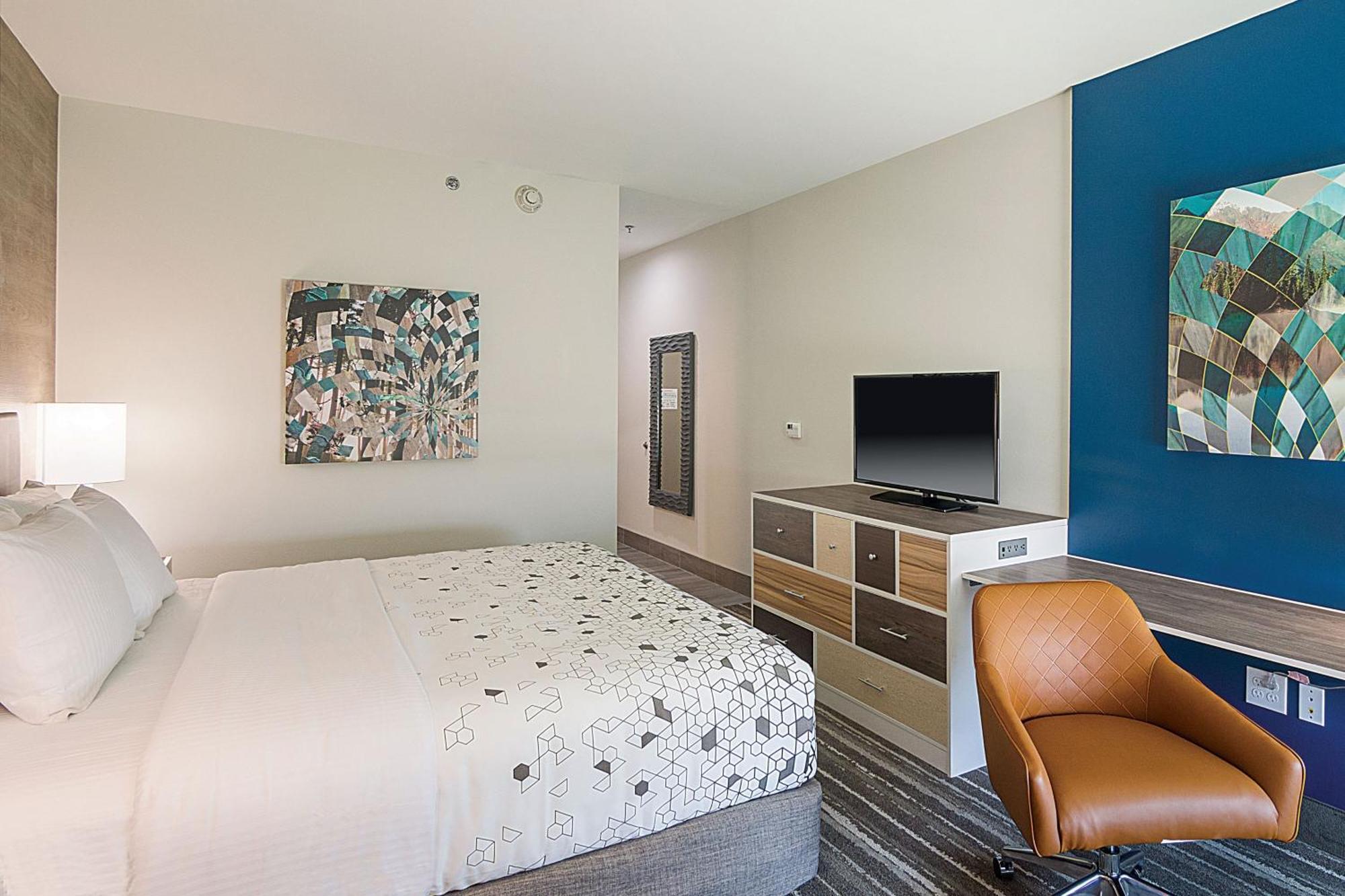 Hotel Four Points By Sheraton 3*