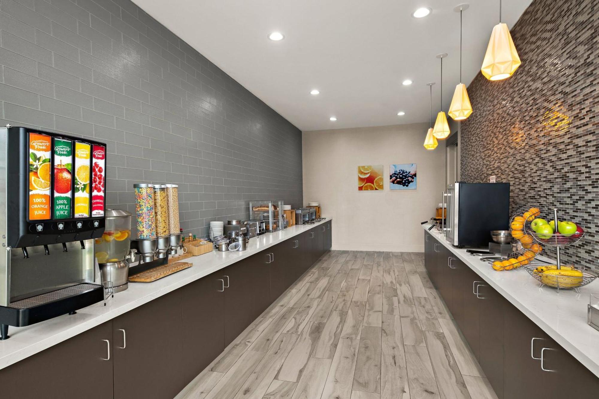 Four Points By Sheraton Hotel Plano