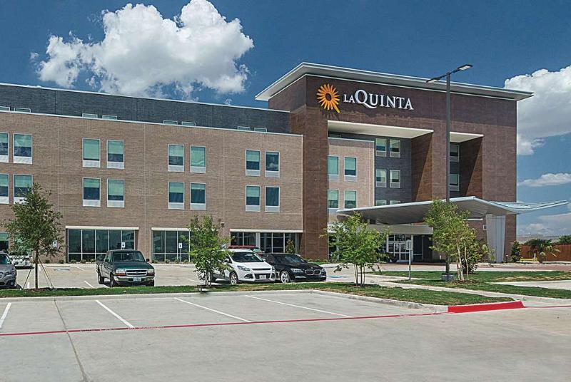 Four Points By Sheraton Hotel Plano